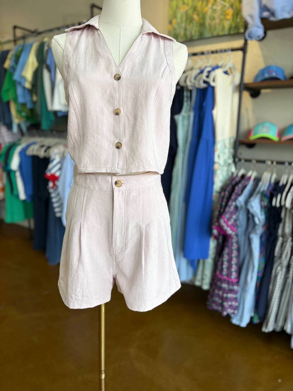 NEW KLD. SIGNATURE women's jackie suede vest in pale pink